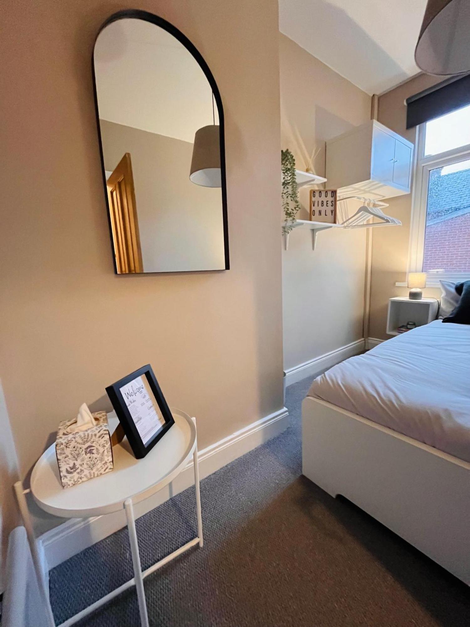 Ferienwohnung Kings Bridge Townhouse Belfast Exterior foto