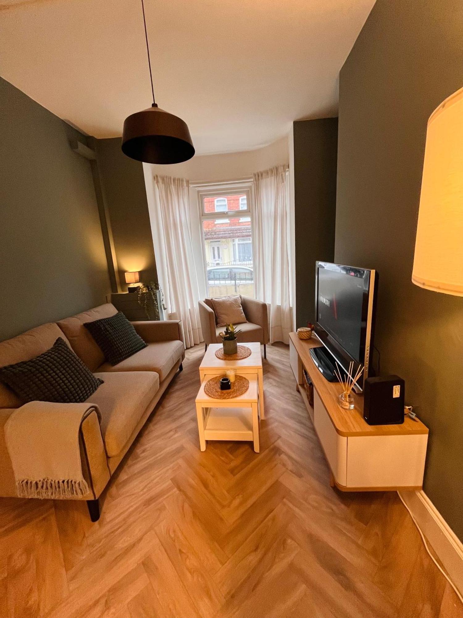Ferienwohnung Kings Bridge Townhouse Belfast Exterior foto