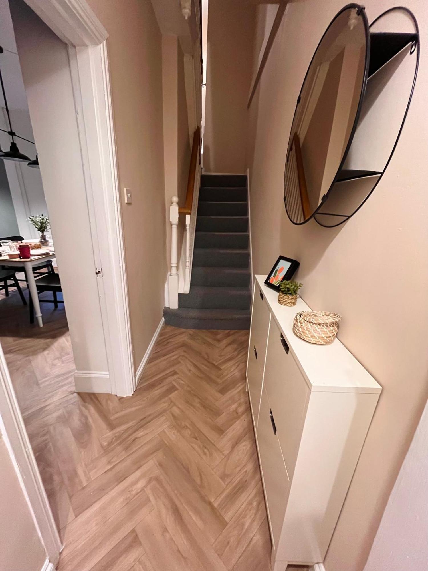 Ferienwohnung Kings Bridge Townhouse Belfast Exterior foto